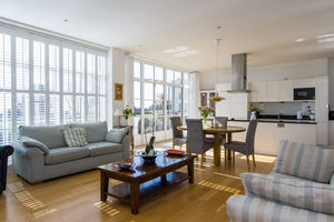 Photo 12- click for photo gallery